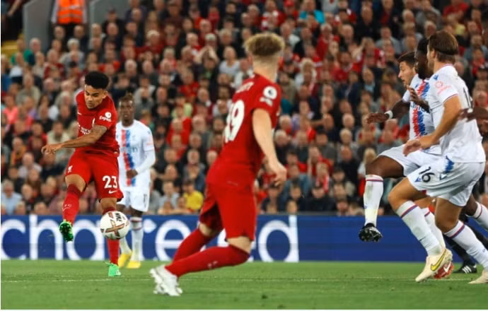darwin nunez dinh the do liverpool hoa dang tiec 1 1 truoc crystal palace hinh 4