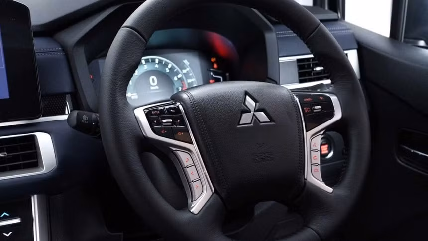 chi tiet mau xe mitsubishi xpander cross 2023 vua ra mat hinh 5