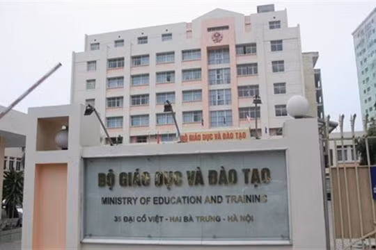 Hai bị can liên quan đến đề thi Sinh học bị khởi tố, Bộ Giáo dục và Đào tạo nói gì?