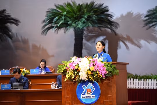 Bảo vệ nền tảng tư tưởng của Đảng kiên định gắn kết chặt chẽ giữa "Xây" và "Chống"