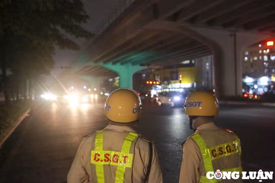 Hà Nội: Phạt 3 triệu đồng mỗi trường hợp lái xe làm rơi vãi đất, cát ra đường