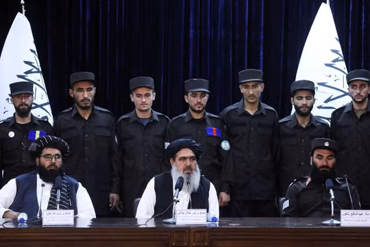 Taliban công bố đồng phục mới cho cảnh sát Afghanistan