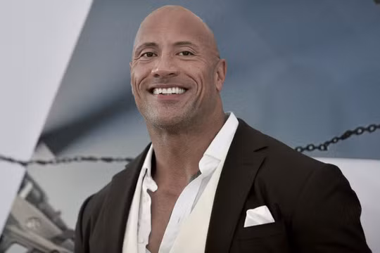 The Rock lọt Top ngôi sao Hollywood kiếm tiền nhiều nhất năm 2021