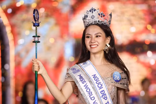 Huỳnh Nguyễn Mai Phương đăng quang Miss World Vietnam 2022