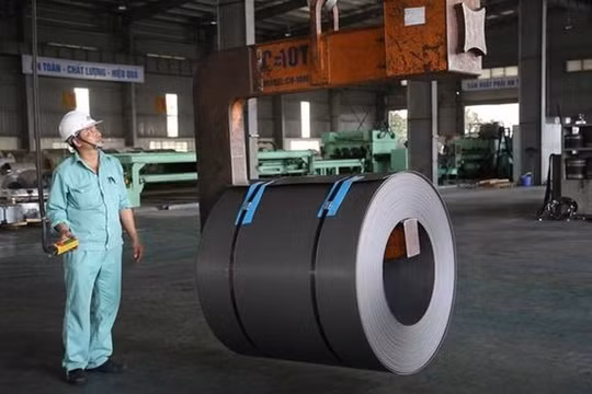 CTCP Tập đoàn Thành Nam (TNI) một cá nhân bị xử phạt vì thao túng cổ phiếu TNI