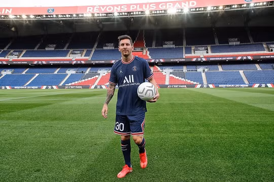 PSG muốn giữ chân Messi