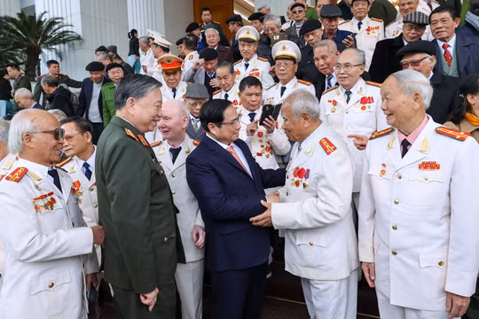 Thế hệ sau rất tự hào về những cống hiến của các nhân chứng lịch sử công an nhân dân