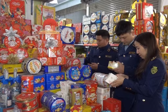 Thanh Hóa: Tăng cường công tác phòng chống buôn lậu, gian lận thương mại và hàng giả dịp Tết Nguyên đán 2023