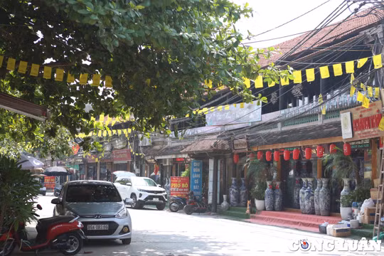 Làng gốm sứ Bát Tràng: Di sản văn hóa phi vật thể quốc gia bên bờ Sông Hồng
