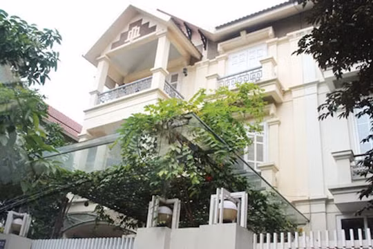 Ủy viên Bộ Chính trị được bố trí cho thuê biệt thự công vụ có diện tích đến 500 m2
