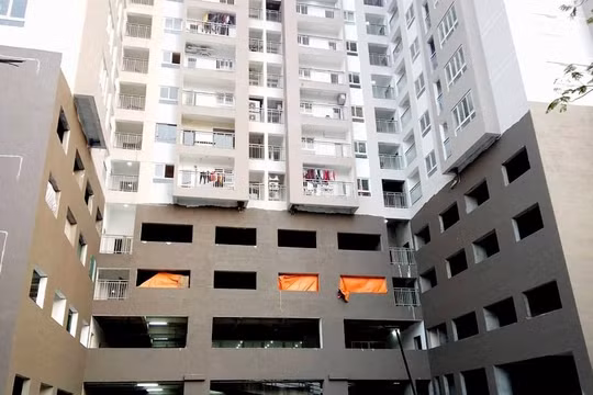 Chưa cưỡng chế được quỹ bảo trì chung cư AZ Sky do tài khoản chủ đầu tư không đủ tiền