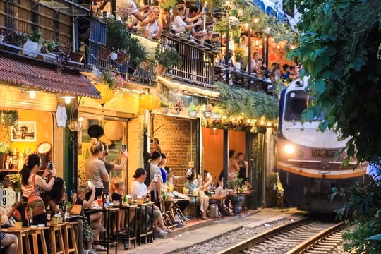 Hà Nội: Bảo đảm trật tự, an toàn giao thông khu vực “Phố đường tàu”