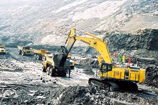 Thành lập Hội đồng thẩm định Quy hoạch thăm dò, khai thác, chế biến khoáng sản