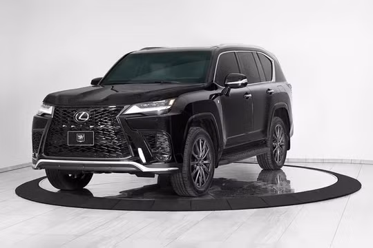 Lexus LX 600 - xe địa hình nay đã có phiên bản chống đạn