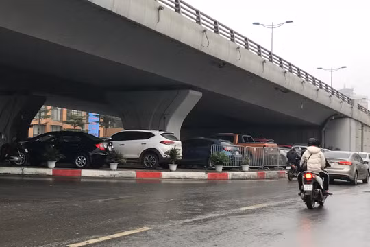 Không sử dụng gầm cầu đường bộ làm bãi đỗ xe, các dịch vụ kinh doanh khác