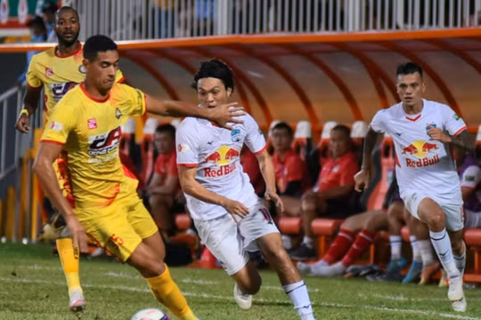 Thắng Thanh Hóa 2-0, HAGL vươn lên xếp thứ 2 BXH V.League 2022