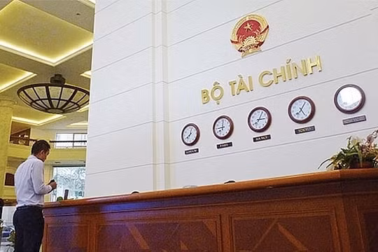 Bộ Tài chính: Tiếp tục thực hiện giải pháp ổn định thị trường trái phiếu doanh nghiệp