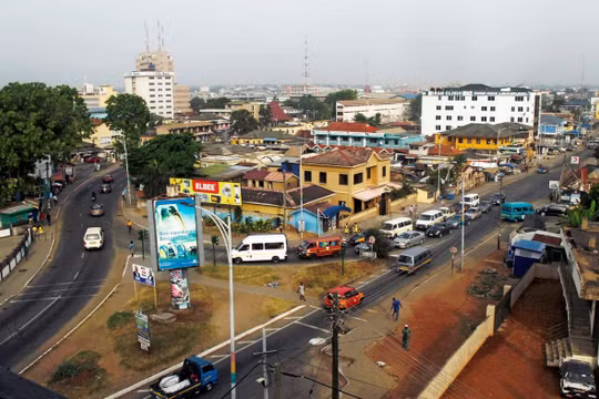 Khủng hoảng kinh tế trầm trọng, Ghana vỡ nợ hầu hết các khoản nợ nước ngoài