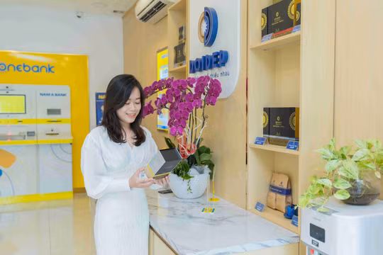 Ngân hàng ra mắt tiện ích mua sắm trực tuyến, giúp khách hàng trải nghiệm hạnh phúc