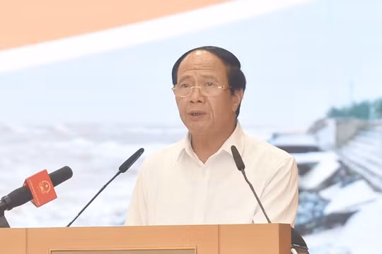 Phó Thủ tướng Lê Văn Thành: Phải đổi mới, nâng cao năng lực dự báo, cảnh báo thiên tai