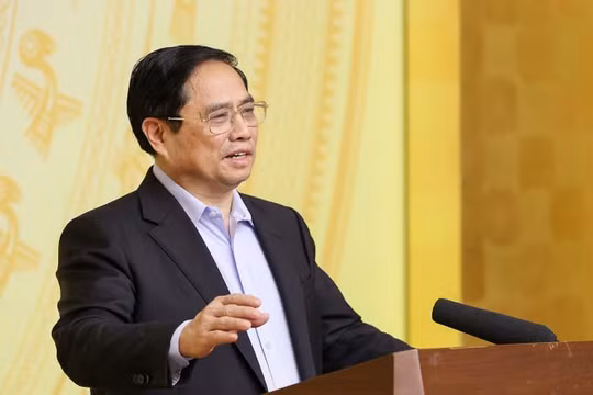 Vaccine vẫn là "vũ khí" chiến lược, không để bị động trong bất cứ hoàn cảnh nào