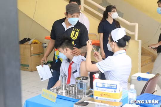 Tỉnh Đồng Nai sẽ tiêm vaccine ngừa Covid-19 cho trẻ 5-11 tuổi vào ngày mai