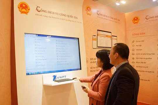 Triển khai 5 dịch vụ công hỗ trợ người dân, chi trả gói an sinh xã hội 