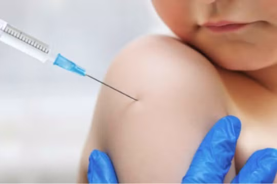 Tiêm vắc xin phòng COVID-19 cho trẻ từ 5 -11 tuổi: Nhiều người dân vẫn lo lắng