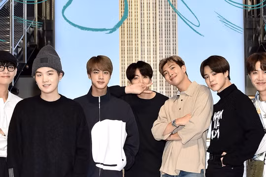 Đạt doanh thu hơn 1 tỷ USD, Hybe đi vào lịch sử K-pop 