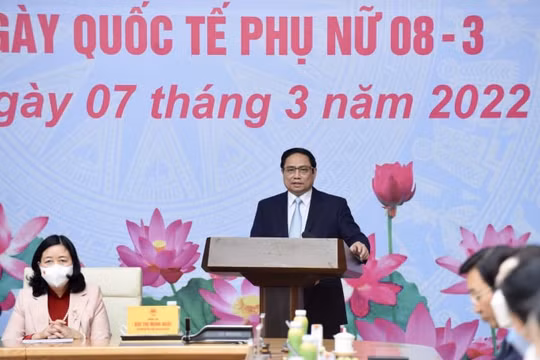 Phụ nữ Việt Nam không ngừng nâng cao vị thế trong nước và quốc tế