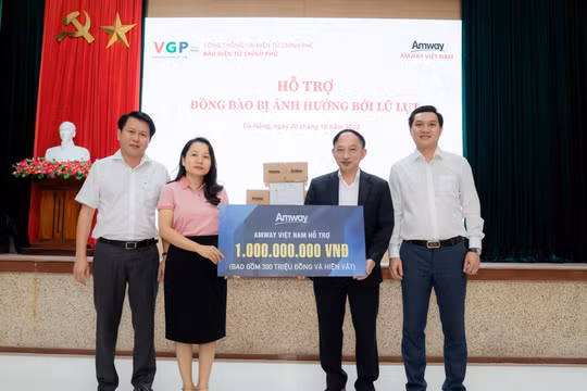 Amway Việt Nam chung tay cùng TP. Đà Nẵng khắc phục thiệt hại do thiên tai