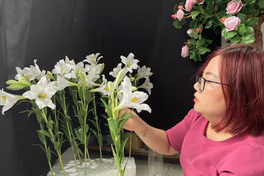 Đất sét… nở hoa qua bàn tay của nghệ nhân 8X