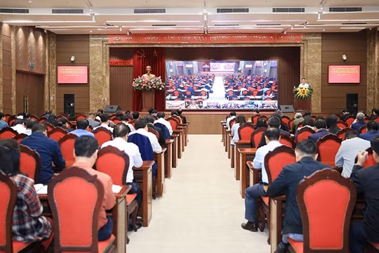 Thành ủy Hà Nội thông báo kết quả Hội nghị Trung ương 6 khóa XIII