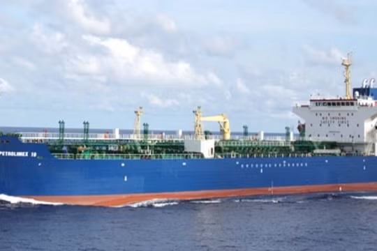 VITACO (VTO) kinh doanh bết bát, giá cổ phiếu lao dốc 40%, người nhà lãnh đạo thi nhau thâu tóm hàng triệu cổ phiếu