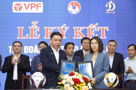 Tập đoàn Thể thao Động Lực tài trợ gần 100 tỷ đồng cho bóng đá Việt Nam