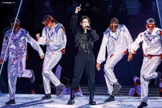 "Dreamers" - bài hát FIFA World Cup đầu tiên giành vị trí số 1 Billboard Digital Song Sales