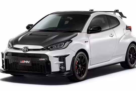Toyota GRMN Yaris ra mắt tại Nhật Bản, giá từ 64.100 USD