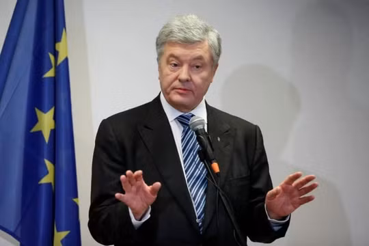 Cựu Tổng thống Poroshenko sẽ trở lại Ukraine để tranh cử, bất chấp có thể bị bắt