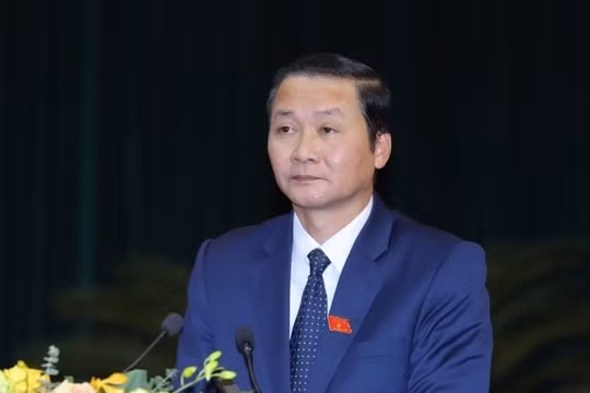 Chủ tịch UBND tỉnh Thanh Hoá tiếp thu, giải trình những vấn đề đại biểu HĐND tỉnh và cử tri quan tâm