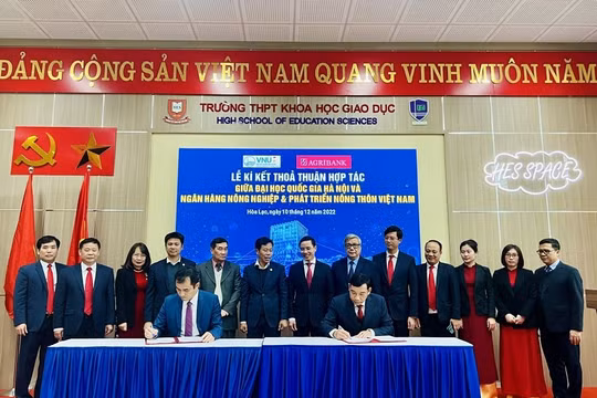 Agribank và Đại học Quốc gia Hà Nội ký kết thỏa thuận hợp tác toàn diện