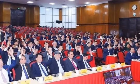 HĐND tỉnh Thanh Hoá thông qua 43 Nghị quyết đảm bảo cho sự ổn định, đổi mới, phát triển