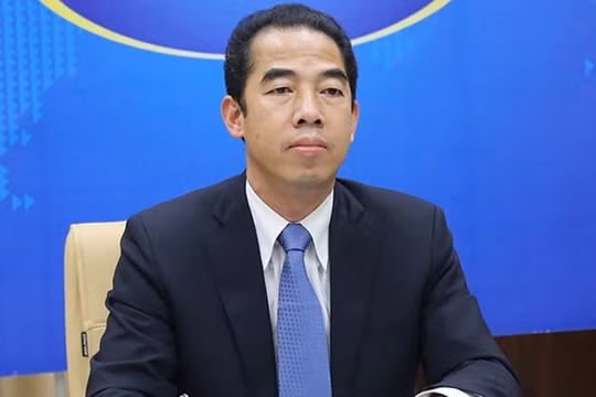 Nóng: Khởi tố, bắt tạm giam Thứ trưởng Bộ Ngoại giao Tô Anh Dũng về tội Nhận hối lộ