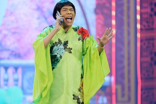 Trung Ruồi - 'Cô Đẩu' mới của Táo Quân 2022