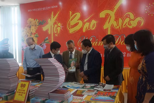 Quảng Bình trưng bày hơn 300 ấn phẩm báo, tạp chí tại Hội báo Xuân Nhâm Dần năm 2022