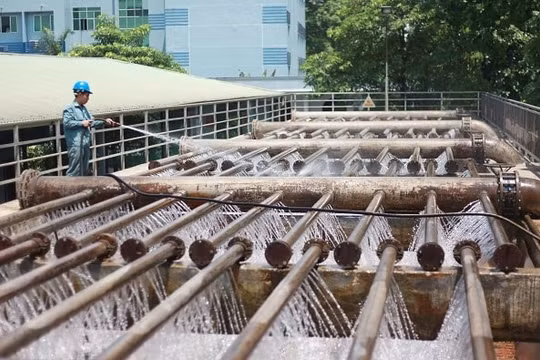 Hà Nội đảm bảo duy trì sản xuất, cung cấp nước mùa hè năm 2022
