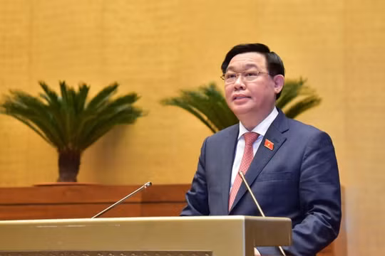 Phiên chất vấn đã làm rõ những khó khăn, vướng mắc trong các vấn đề “nóng”