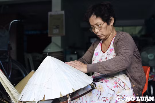 Khám phá làng nghề làm nón lá nổi tiếng bậc nhất tại Hà Thành