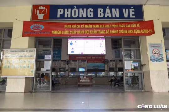 Kiểm tra việc kê khai, niêm yết giá và bán vé của đơn vị kinh doanh vận tải