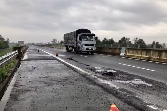 Khẩn trương khắc phục hư hỏng trên các tuyến cao tốc do VEC quản lý, khai thác