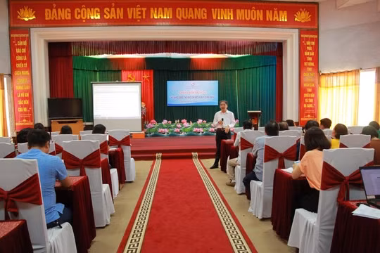 Bồi dưỡng kỹ năng viết về xây dựng Đảng cho đội ngũ phóng viên